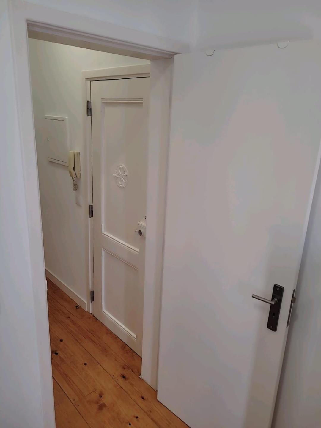 Privatunterkunft Varanda Privada Iroom *